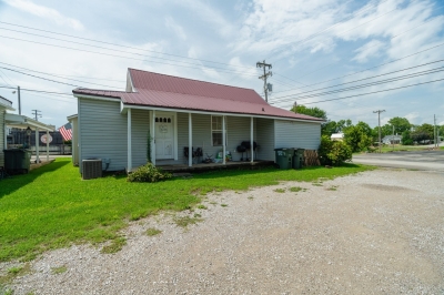 16 Marchbanks Street, Sparta, TN