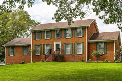 161 Clifftop Drive, Hendersonville, TN