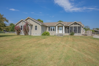 577 Maple Springs Road, Manchester, TN