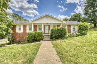 1410 Bagley Drive, Fayetteville, TN