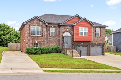 178 Kingstons Cv, Clarksville, TN