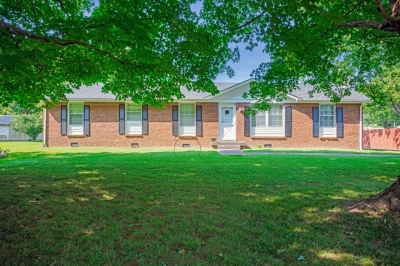 251 E Old Trenton Road, Clarksville, TN