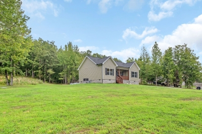 2534 N Hurricane Creek Road, Mc Ewen, TN