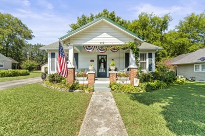 402 3rd Avenue, Fayetteville, TN