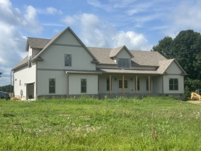 2330 S Hinton Road, Southside, TN