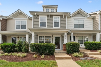 3219 Harpeth Springs Drive, Nashville, TN