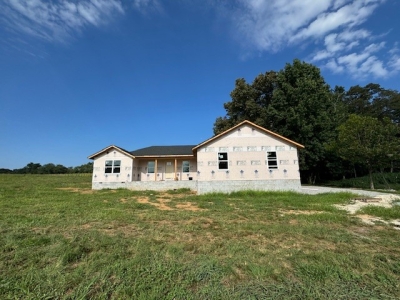 Old Clark Road, Winchester, TN