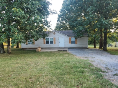 1931 Hugh Hunter Road, Oak Grove, KY