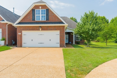 512 Indian Ridge Circle, White House, TN