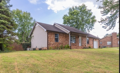 402 Sandburg Drive, Clarksville, TN