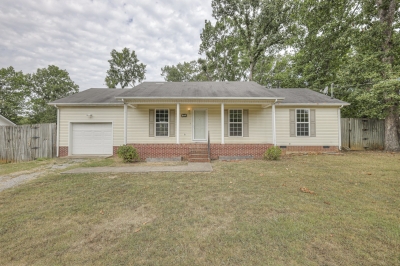 121 Whispering Oak Drive, Shelbyville, TN