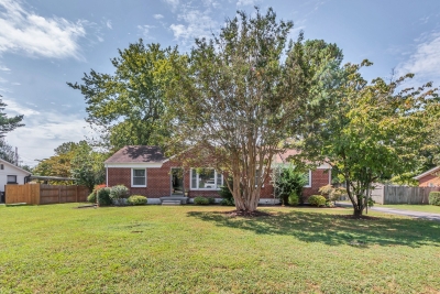 212 Crestland Drive, Columbia, TN