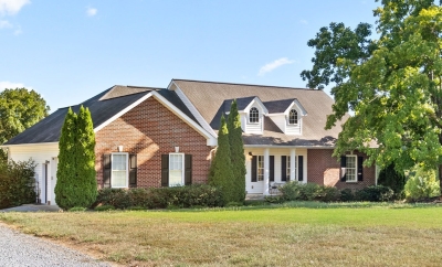 2134 Lock B Road, Clarksville, TN