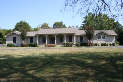 107 Stonewall Drive, Hendersonville, TN