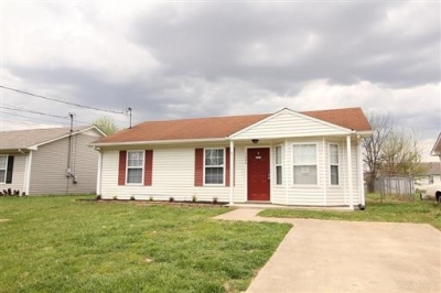 1044 Shadow Ridge Avenue, Oak Grove, KY