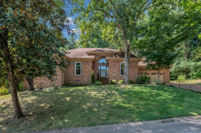 6137 Tuliptree Lane, Nashville, TN