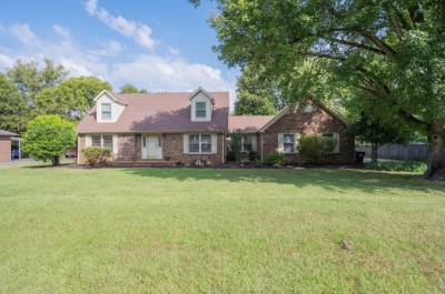 145 Paschal Drive, Murfreesboro, TN