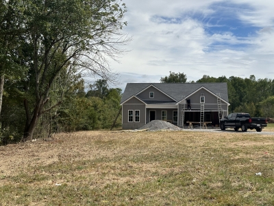 2240 Eugene Reed Road, Woodbury, TN