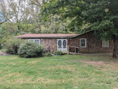 315 Rossview Road, Clarksville, TN