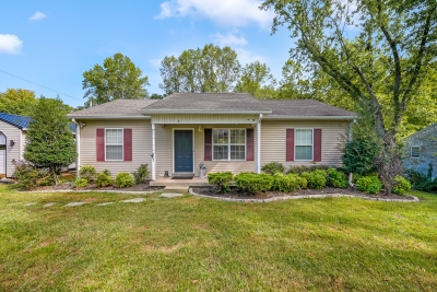 803 Draughon Drive, Greenbrier, TN