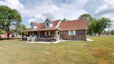 1164 Old Woodbury Highway, Manchester, TN