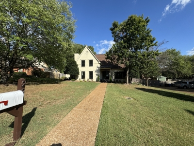 221 Pebble Glen Drive, Franklin, TN