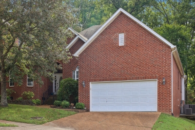 2332 Forest Lake Drive, Nashville, TN