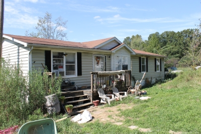 4370 Old Metal Road, Palmyra, TN