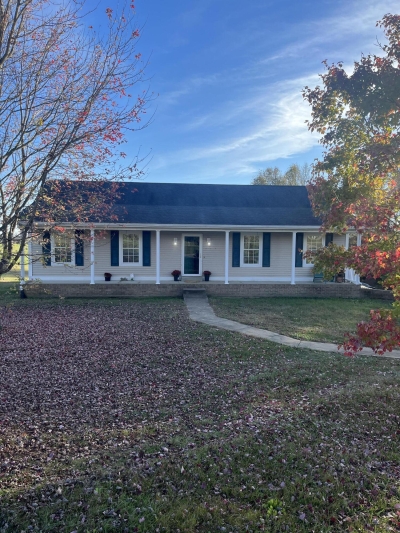 233 Rolling Meadows Drive, Lancaster, KY 