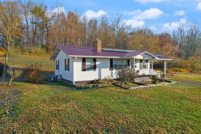 104 Adkins Loop, Williamsburg, KY