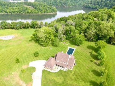 232 Lakemere Drive, Somerset, KY 