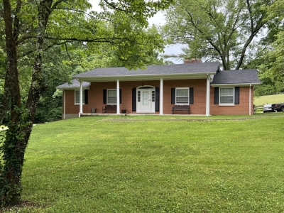 5693 Ky-90, Albany, KY