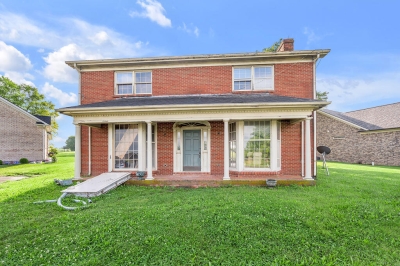 211 Ashton Oak Way, Winchester, KY