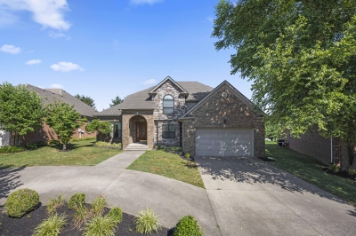 1352 Saddle Club Way, Lexington, KY