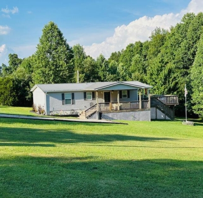 76 Dock Holiday Road, Russell Springs, KY