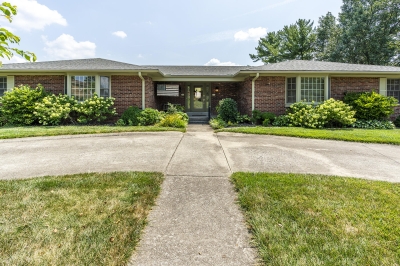 488 Lakeshore Drive, Lexington, KY