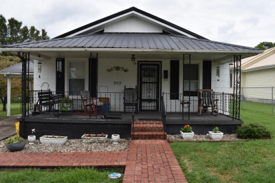 808 Manchester Avenue, Middlesboro, KY