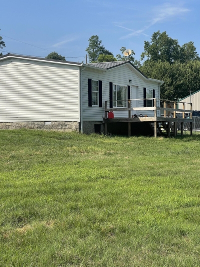 5132 1611 Highway, Russell Springs, KY