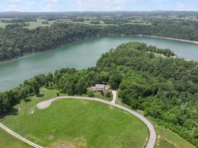 120 Country Lake Drive, Somerset, KY