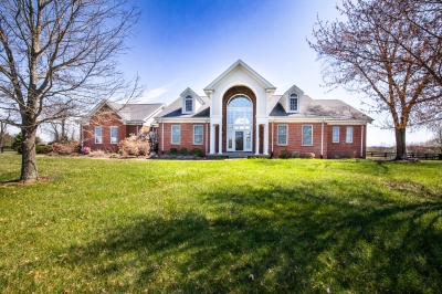 109 Stirling Lane, Versailles, KY