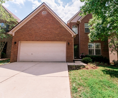 4520 Larkhill Lane, Lexington, KY