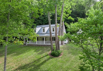 1415 Griers Creek Road, Versailles, KY