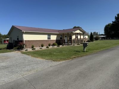 242 Half Acre Road, Russell Springs, KY