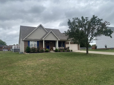 451 Oakley Avenue, Harrodsburg, KY