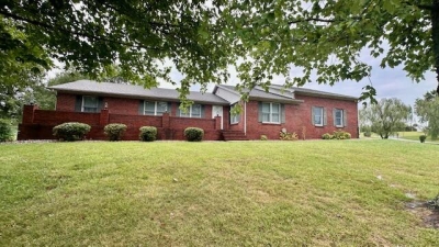 145 Lake Drive, Harrodsburg, KY