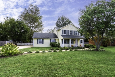 613 Deerfield Drive, Versailles, KY