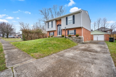 5306 Windy Willow Drive, Louisville, KY 