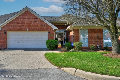 10402 Dove Chase Circle, Louisville, KY 