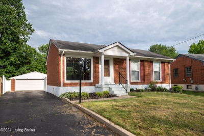 10017 Charleswood Road, Louisville, KY 