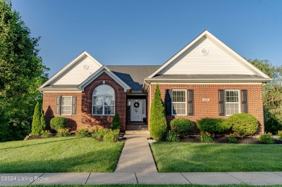 434 Lincoln Station Drive, Simpsonville, KY 